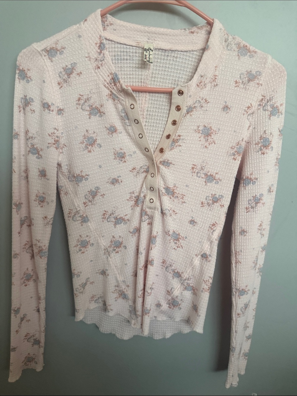 Waffle-Knit Light Pink Floral Henley Long Sleeve Top